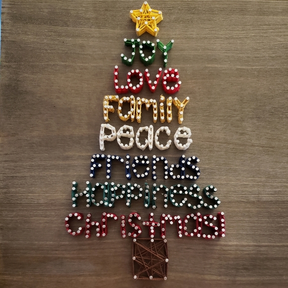 Handmade Christmas String Art decor piece, one of a kind - Picture 2 of 2